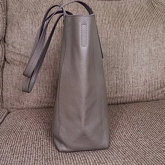 Michael Kors pebbled leather large tote bag - Picture 8 of 11